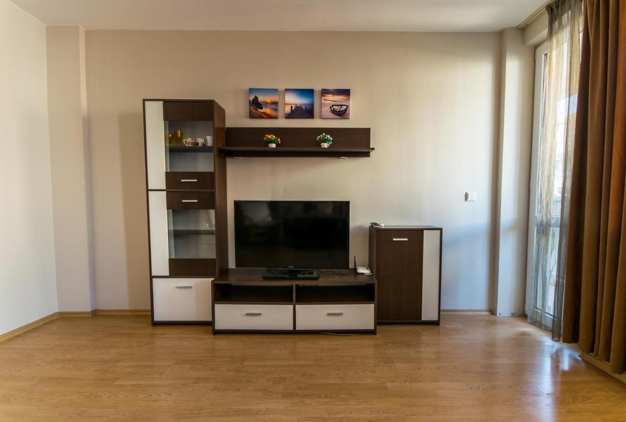 Great Apartment Near The Sea,Central Place! ブルガス エクステリア 写真